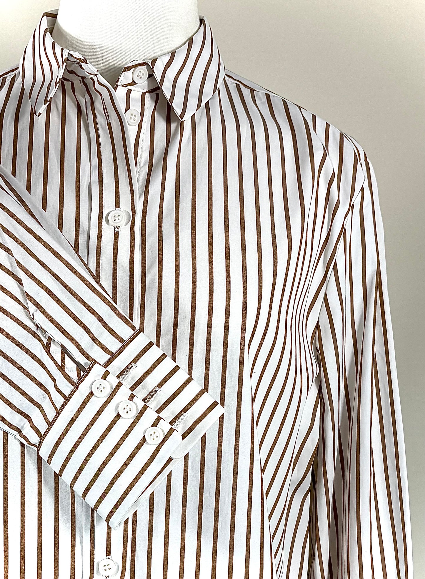Chemise Ysia — ligne pure, rayures signatures