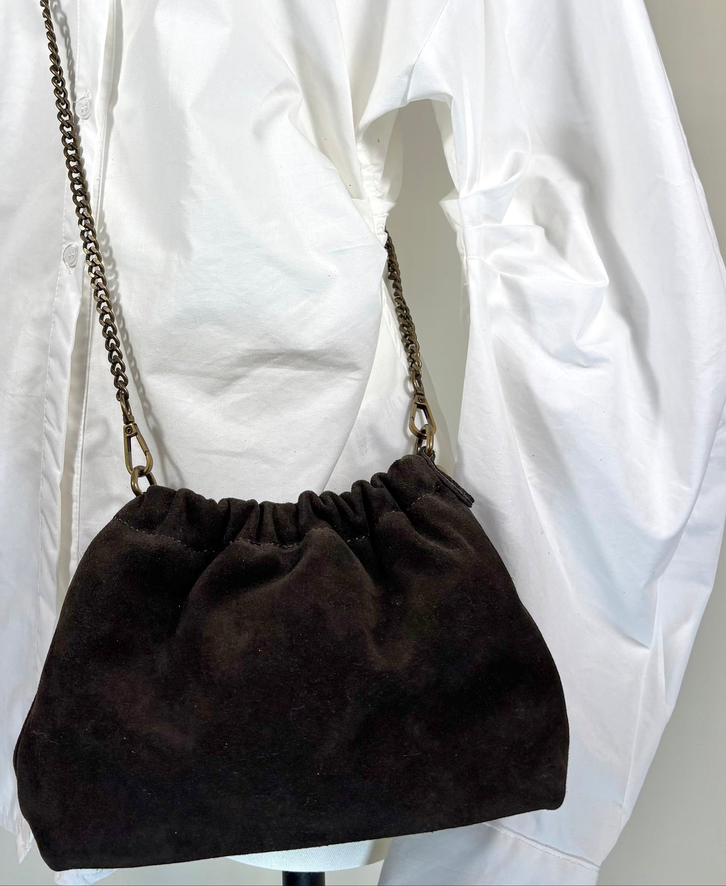 Sac Selya – Daim Véritable Chaîne Or Brossé