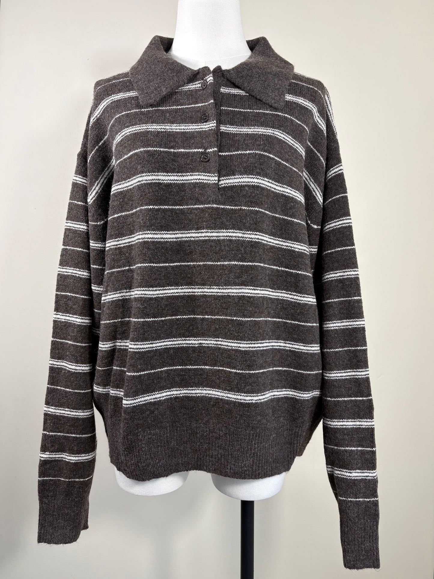 Pull col polo rayé — Brun et écru