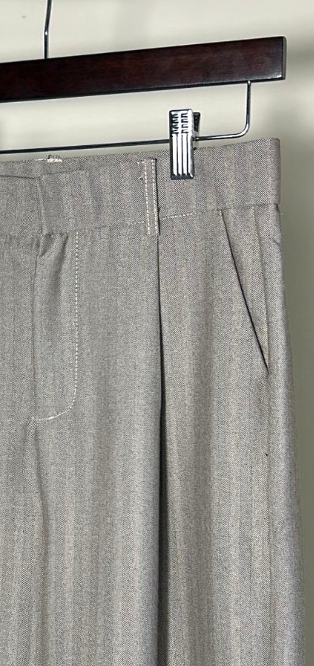 Pantalon Soren – Beige Gris Chevrons Fluide